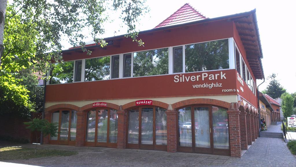 Silver Park Vendeghaz Berettyóújfalu Exterior foto